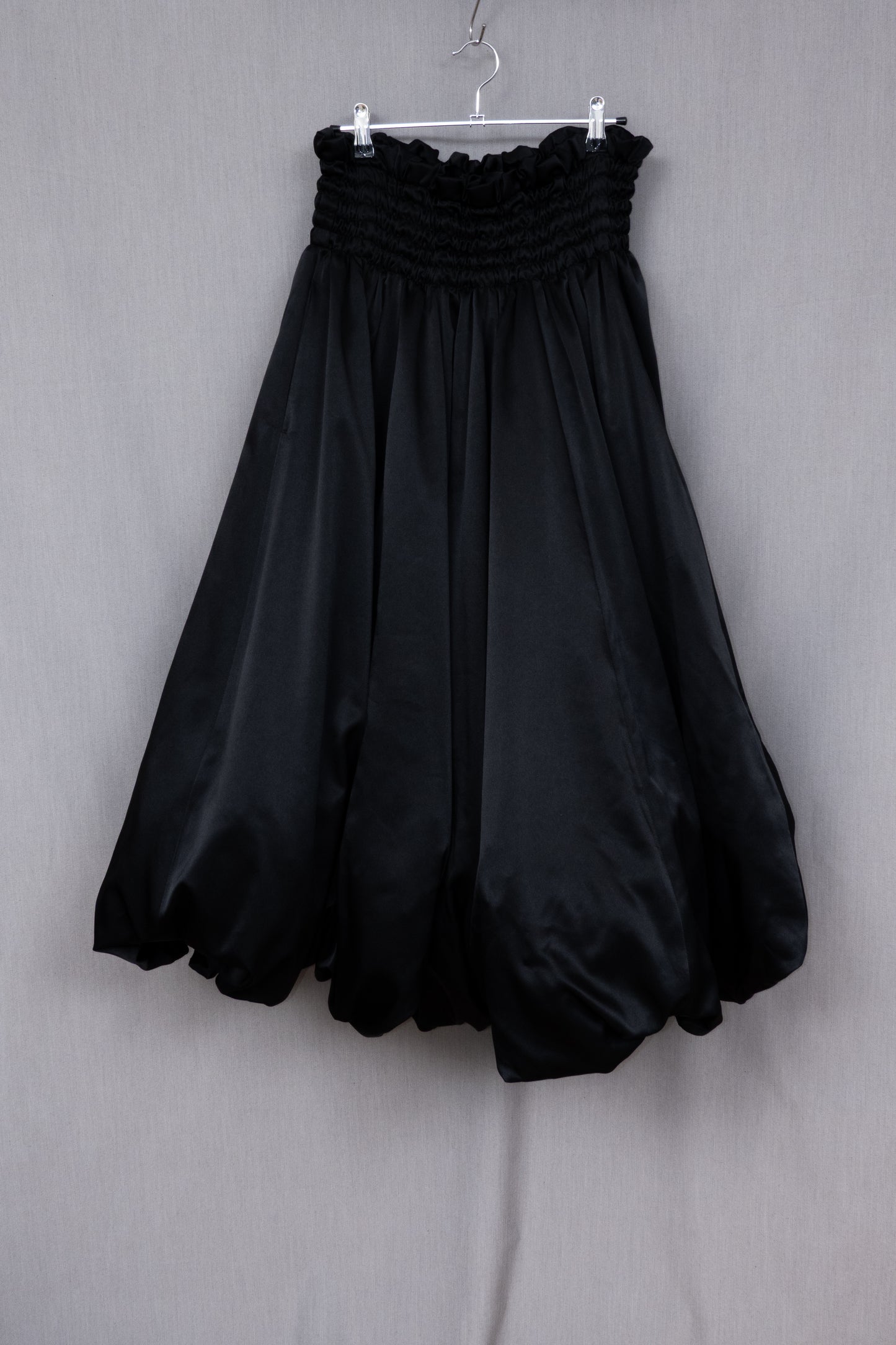 Noir Kei Ninomiya 2023SS  Volume Puff Satin Skirt