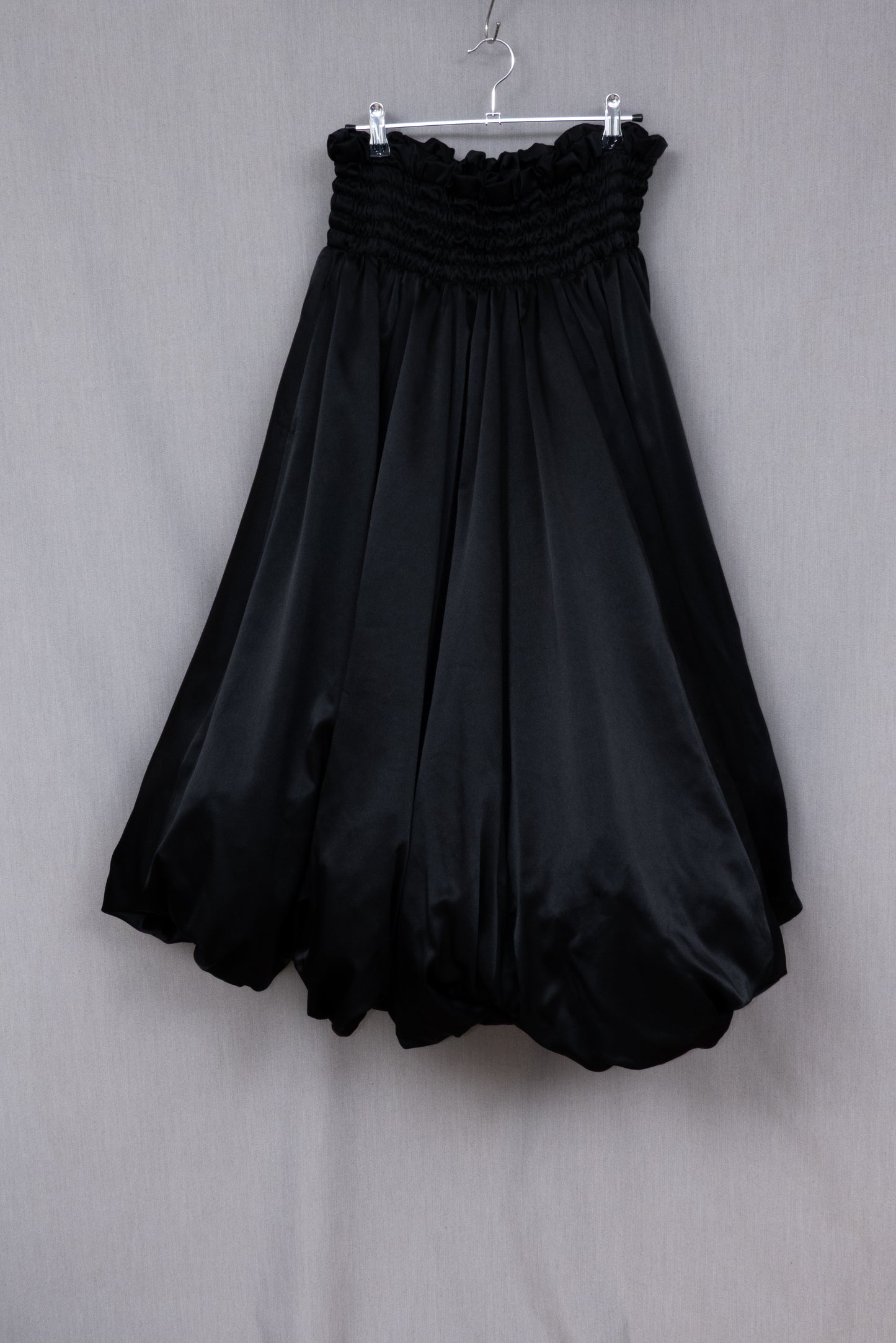 Noir Kei Ninomiya 2023SS  Volume Puff Satin Skirt