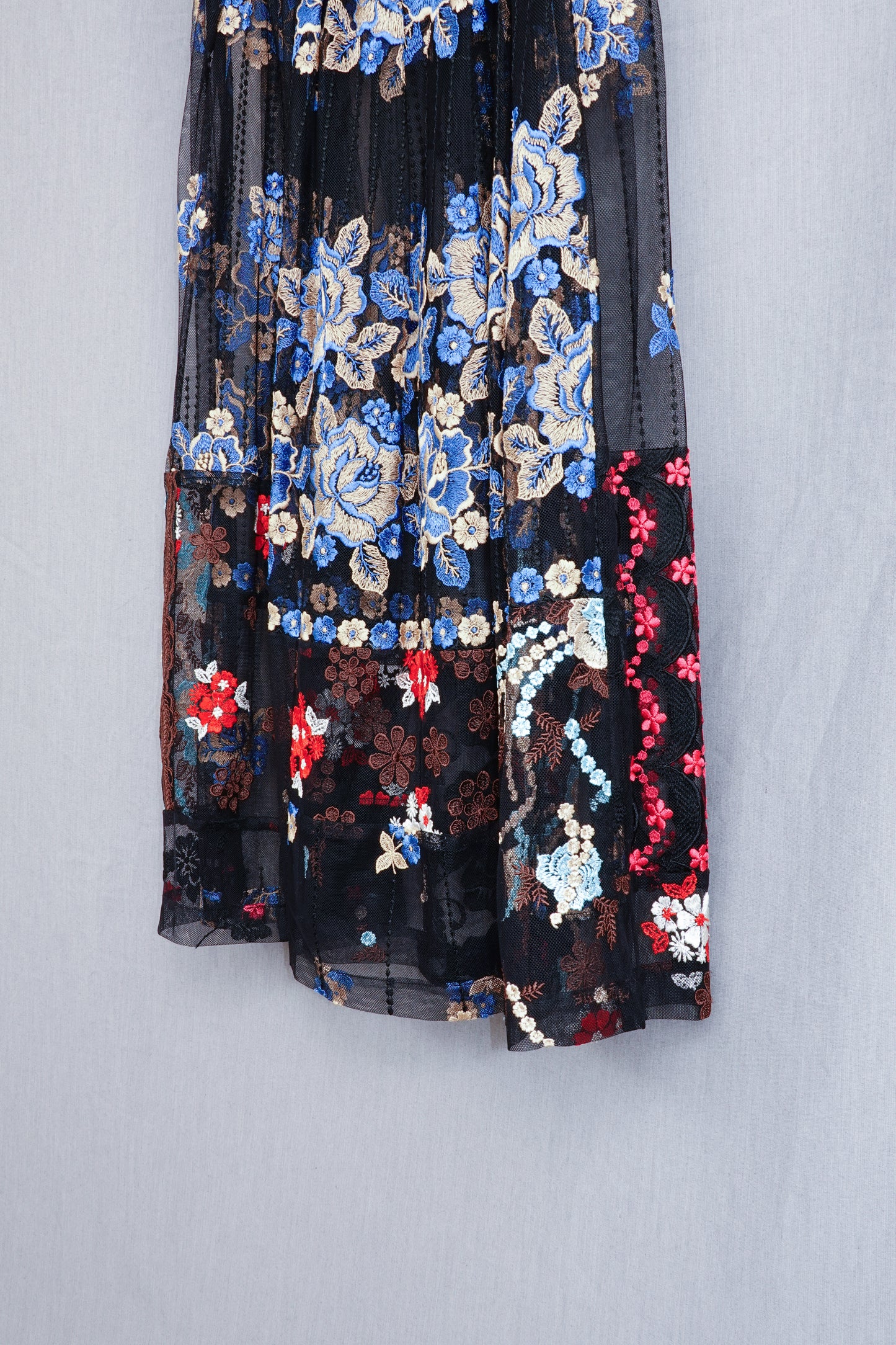 Comme des Garçons 2001SS Floral Embroidered Tulle Tuck Flare Skirt