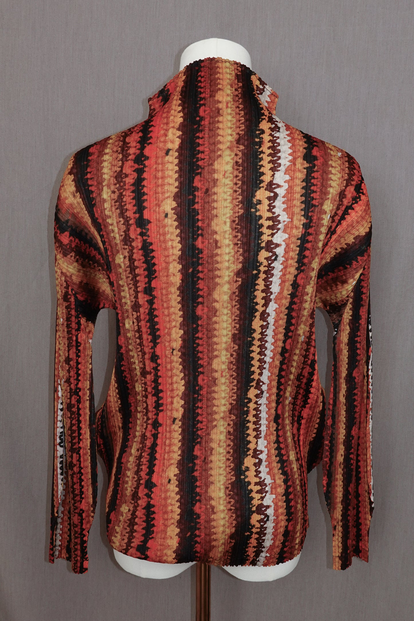 Pleats Please Issey Miyake